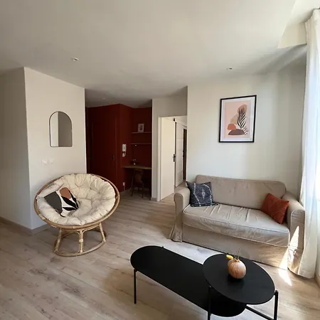 Champollion 2 Апартаменты *